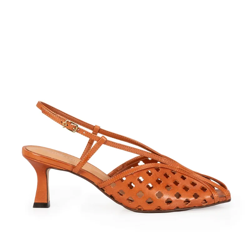 Scarpin Slingback Couro Vazado Caramelo 34