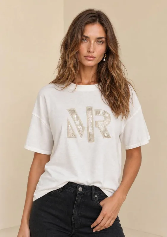Camiseta Morena Rosa Solta Decote Careca Manga Curta Padrão Off White - Morena Rosa