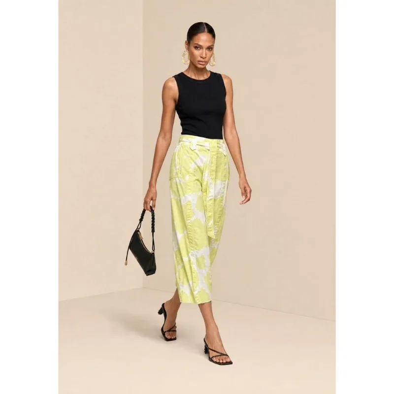 Calça Pantacourt Alta Verde 44