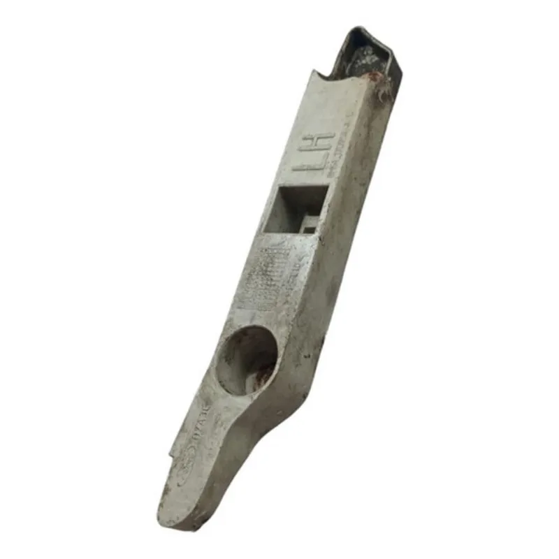 Guia Parachoque Traseiro Esquerdo Ford Focus 2009 A 2013