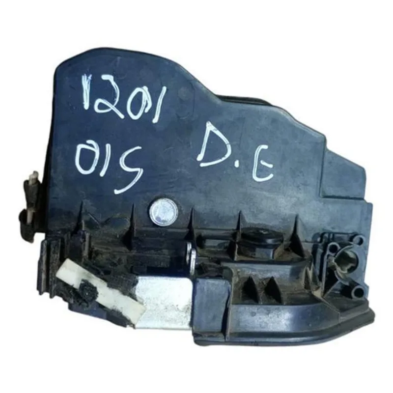 Fechadura Porta Dianteira Esquerda 120i 2.0 N20 13 A 17