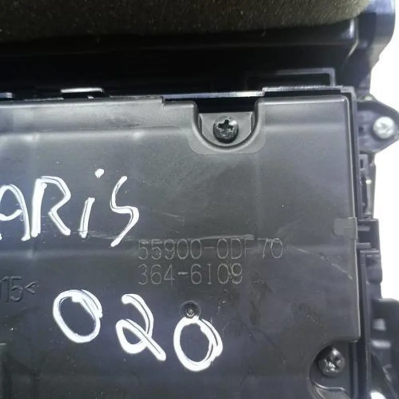 Comando De Ar Condicionado Toyota Yaris 2017 A 2023