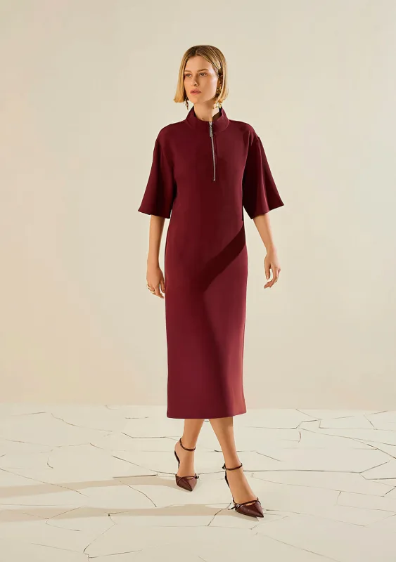 Vestido Morena Rosa Solto Gola Alta Manga Curta Longo Bordo - Morena Rosa - Linhas