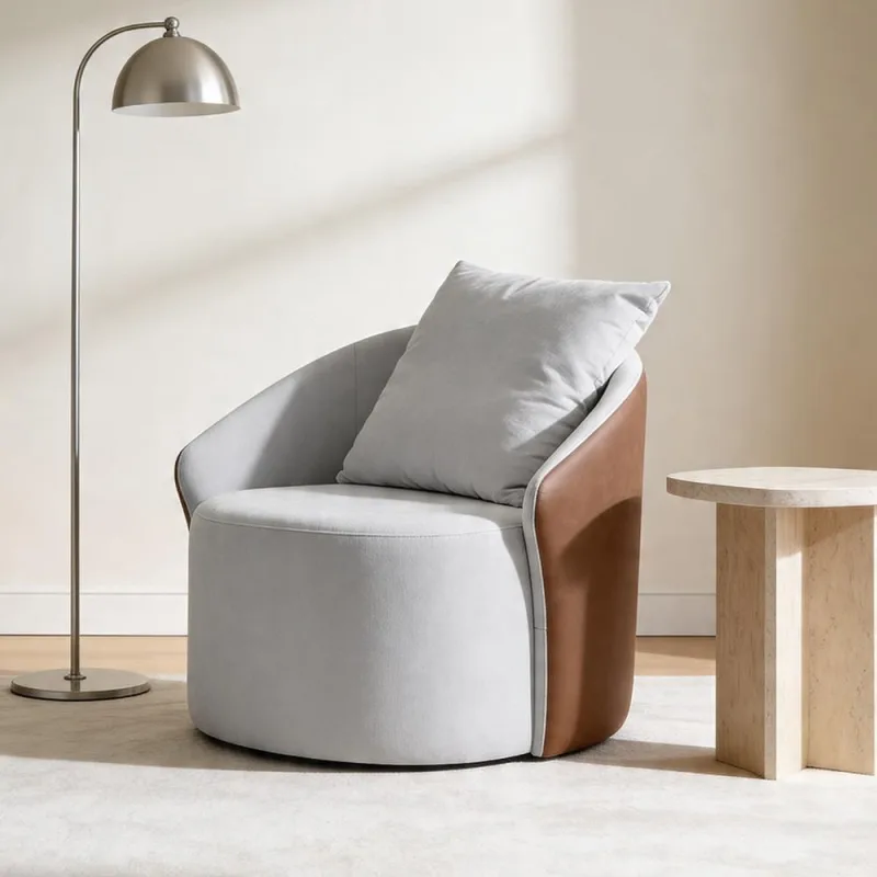 Poltrona Decorativa Giratória Para Sala de Estar Living Devin K01 Couríssimo Camel Linho Soft Creme - Lyam Decor - Lyam Decor - Móveis