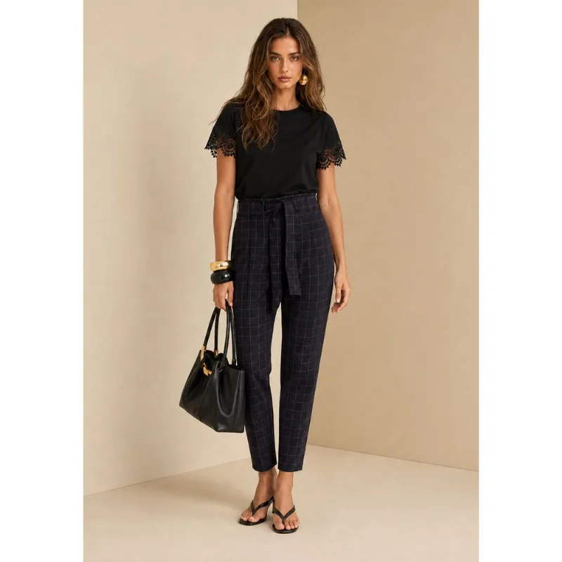 Calça Cenoura Alta Preto/Branco 44