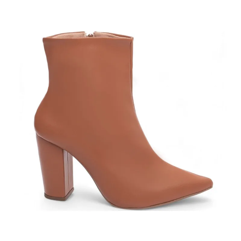 Bota Cano Curto Feminina Salto Alto Grosso Napa ou Verniz