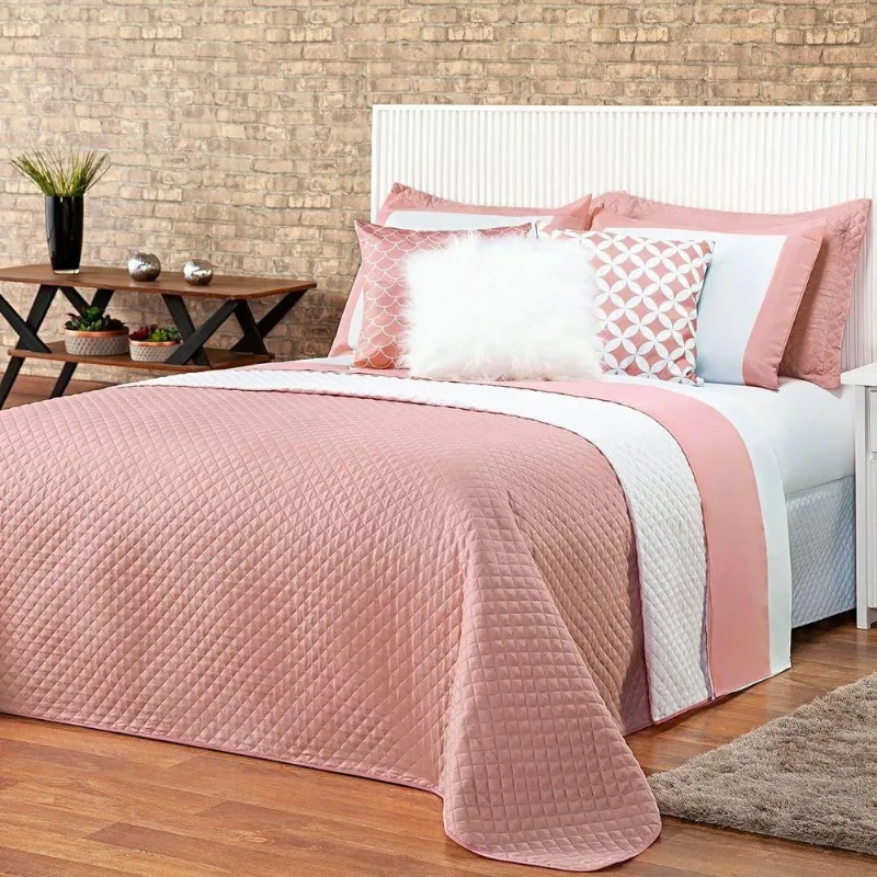 Kit Cobre Leito Colcha Casal Padrão Miami Rosê/branco Dupla Face Com Almofadas Estampadas 06 Peças
