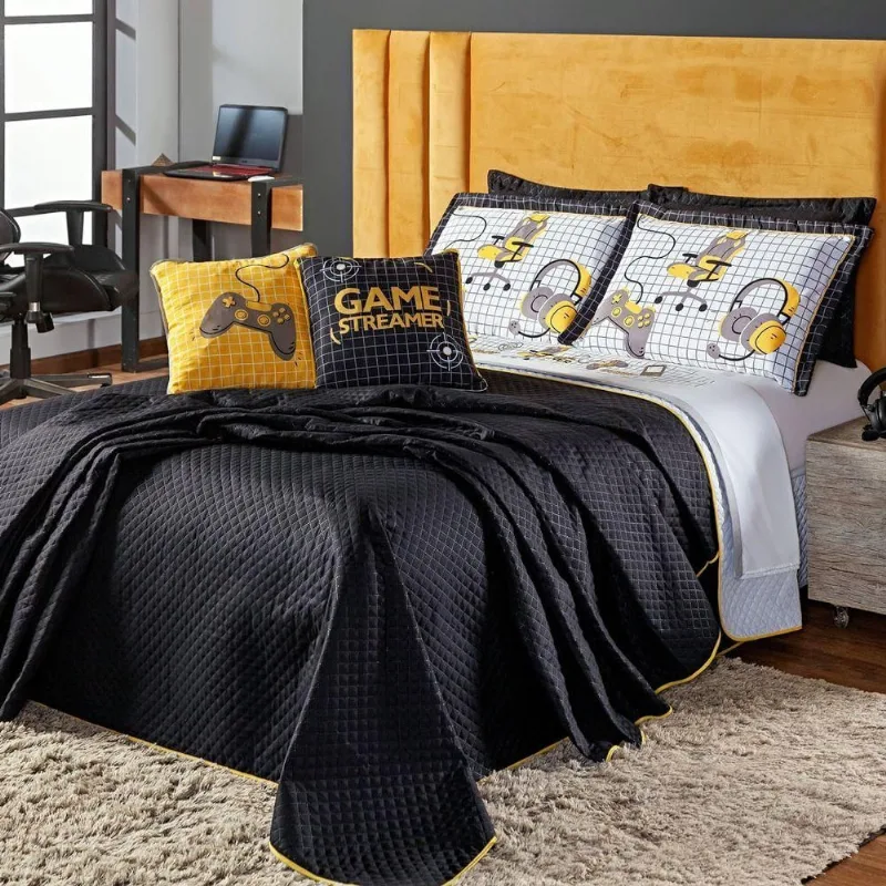 Kit Cobre Leito Colcha Casal Padrão Game Streamer Amarelo Dupla Face Com Almofadas Estampadas 07 Peças