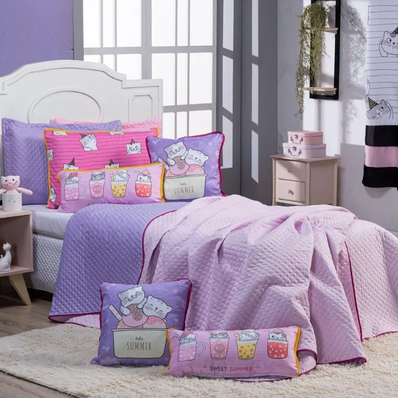 Kit Cobre Leito Colcha Casal Padrão Gatinhos Rosa/lilás Dupla Face Com Almofadas Estampadas 07 Peças
