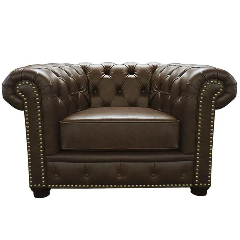 Poltrona Chesterfield com Pés Madeira Couro Marrom - Gran Belo