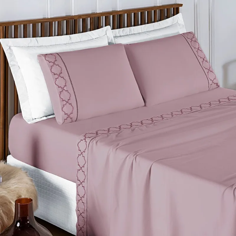 Jogo de Cama 300 Fios Bordado Casal Padrão Infinity 04 Peças - Frapê de Uva