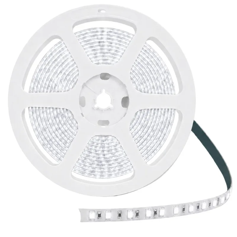 Fita LED 5 Metros 10W/m IP65 810 Lúmens 220V Luminatti Fita de LED 50 Metros 10W/m IP65 810 Lúmens por metro Luz Branca 220V