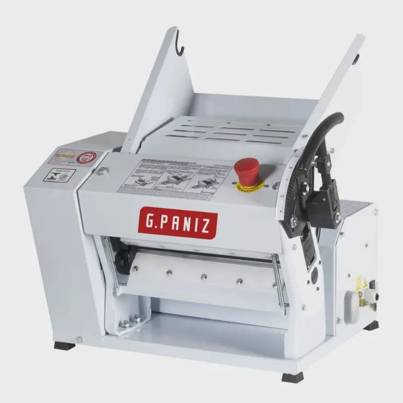 Cilindro Laminador de Mesa 2,5kg CL300 Mini G. Paniz Cilindro Elétrico de Mesa 2Kg CLE300 Gastromaq