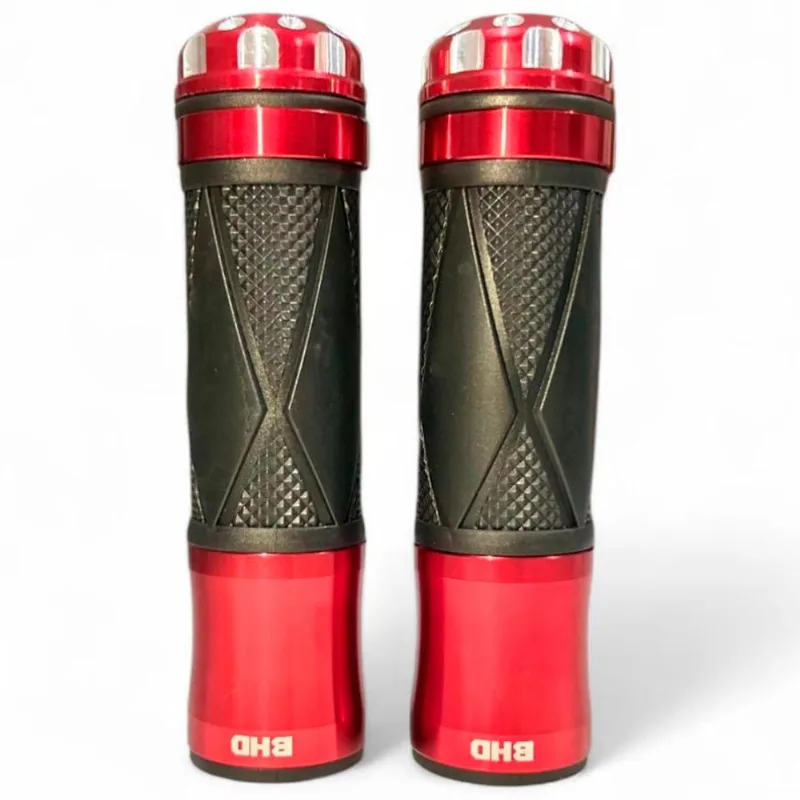 Manopla Para Moto BHD Universal Pro-Road Sem Roldana Preto E Vermelho (MP)
