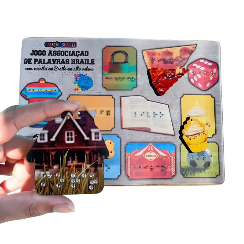 Jogo Sensorial Associação com Peças e Tabuleiro em Braile