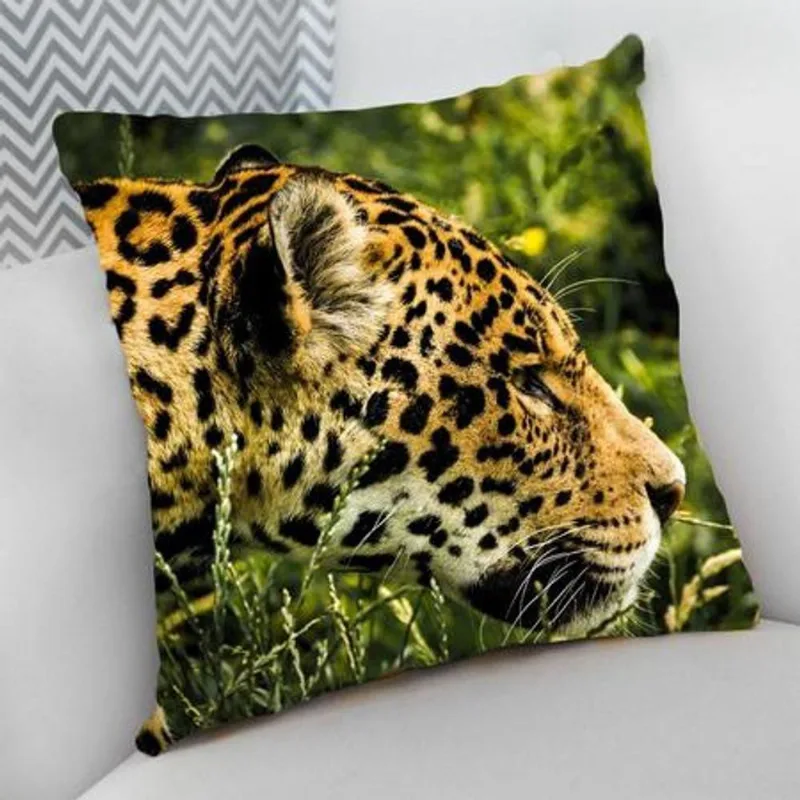 Almofada Cheia com Zíper 40x40cm Onça Pintada - DELUZZ