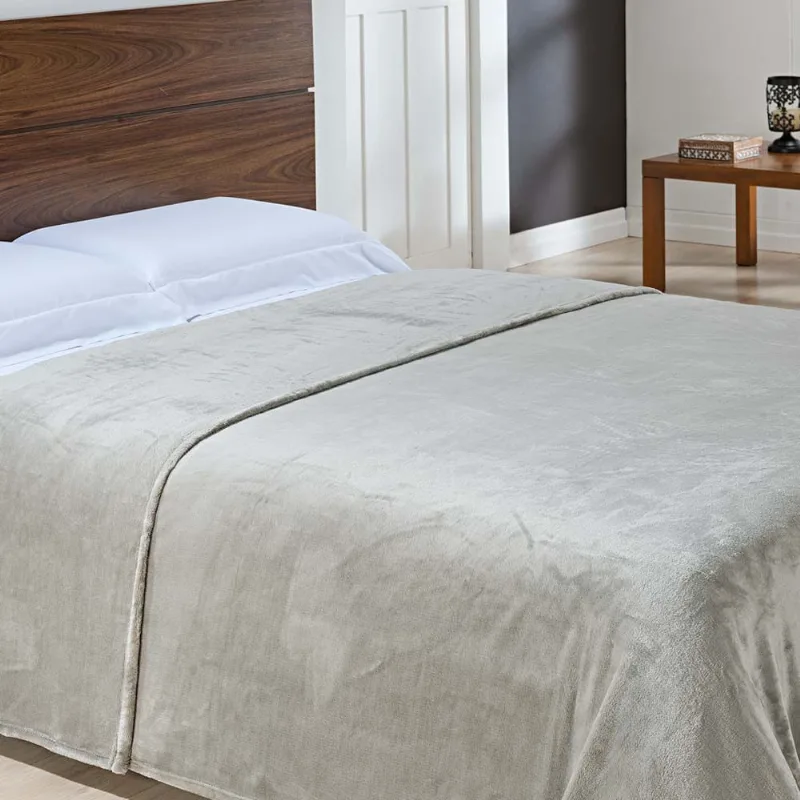 Cobertor Casal Microfibra Toque de Seda nc Liso Niazitex