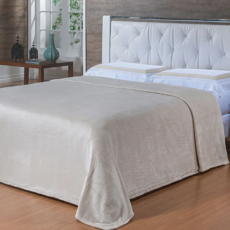 Cobertor Toque de Seda Nc 2,40 X 2,60 Marfim