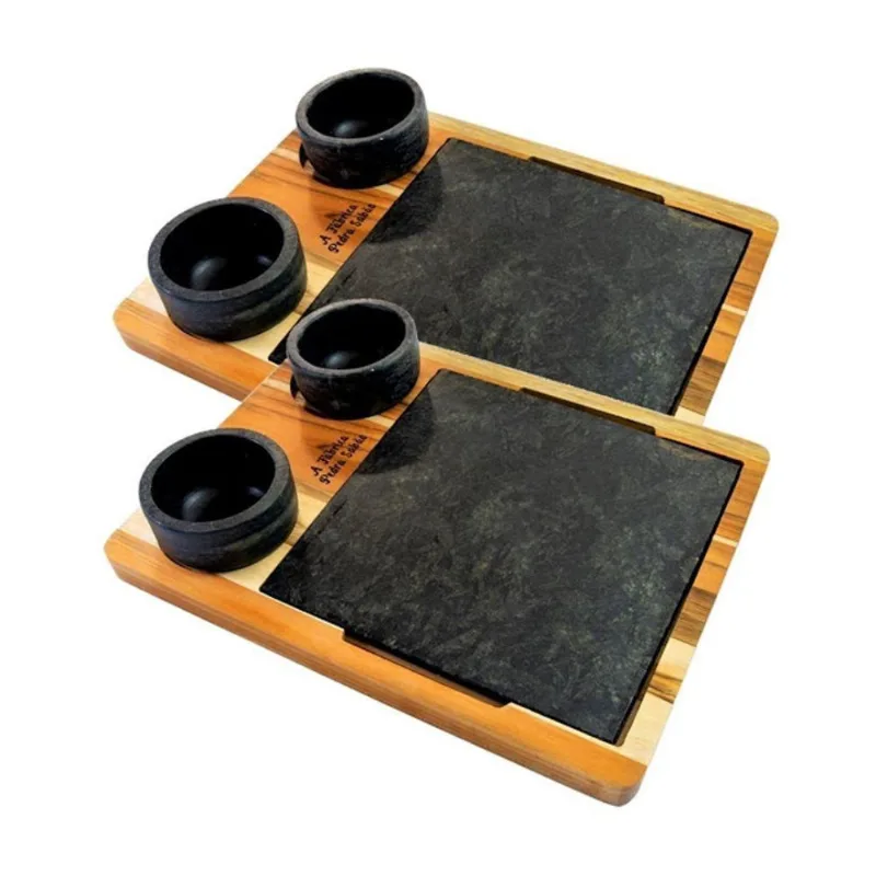 Kit 2 Tábuas 04 Molheiras em Pedra Sabão e Suporte g 25X25CM Industria São Jose