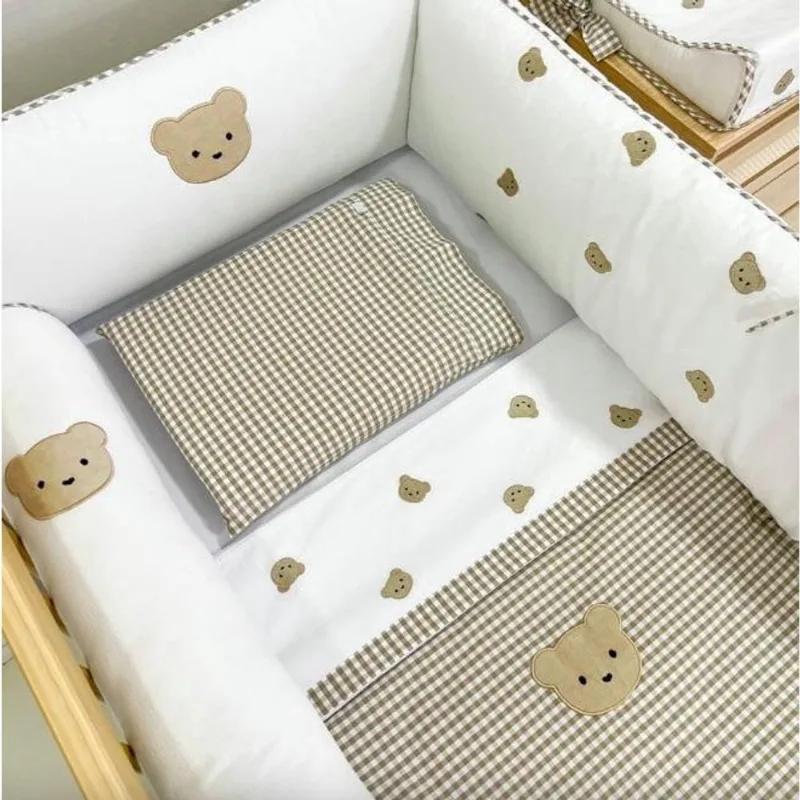 Kit Protetor De Berço 4 Peças Bordado Mini Ursinhos