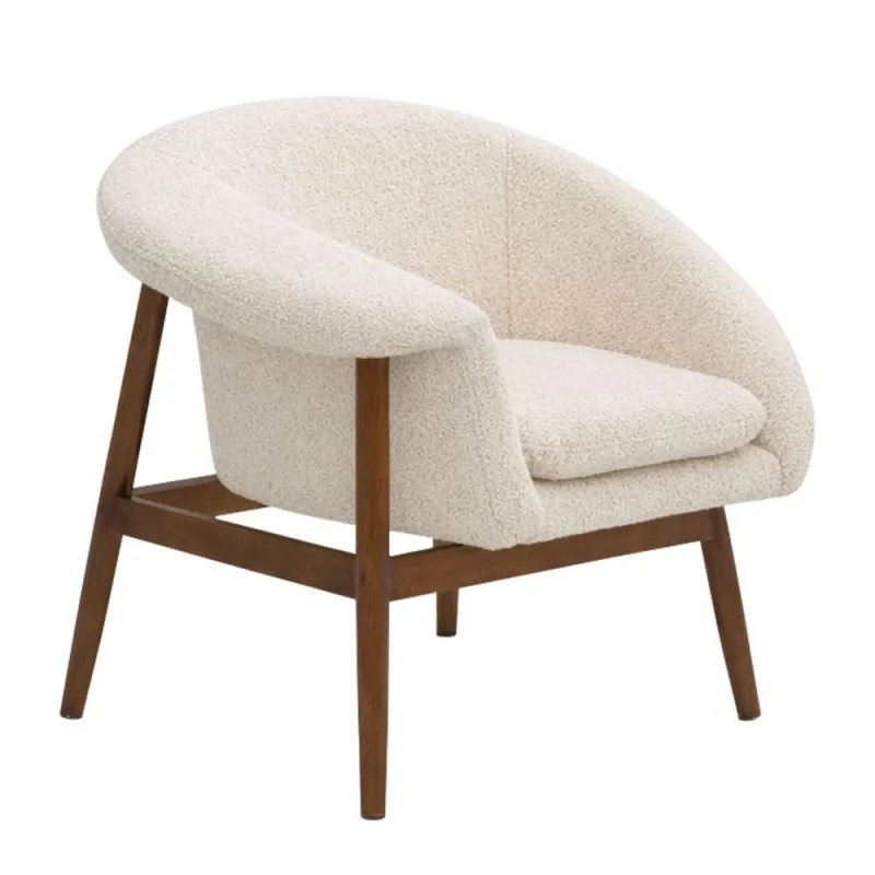 Poltrona Decorativa Yumi Base Madeira Braço Direito Bouclé Off White - Nexta Casa - OUTRAS - Móveis