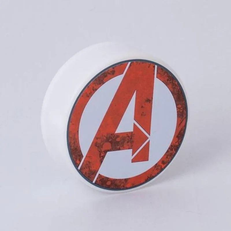 Mini Luminária LED Redonda Avengers USB Marvel com Luz Difusa e Alimentação Bivolt - OUTRAS