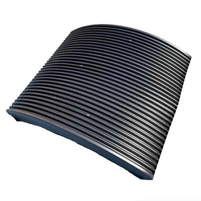 Meio Paralama Volvo Fh / Fm / Nh Cor: Preto