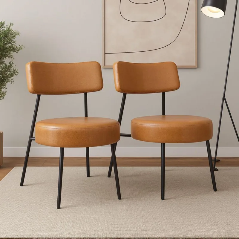 Kit 02 Poltronas Decorativas Sala De Estar Kobe Estofada Com Encosto Couríssimo Whisky - Abmaza - OUTRAS