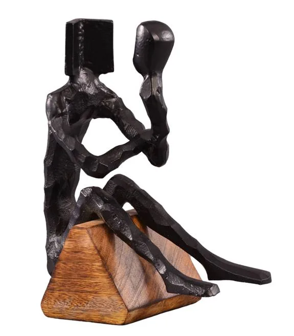 Escultura Metal Leitor - LC