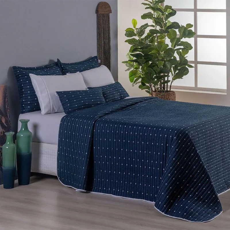 Kit Cobre Leito Casal Padrão 7 Peças Bordado Urbany 100% Poliéster Hipercal 400 Fios Azul Marinho