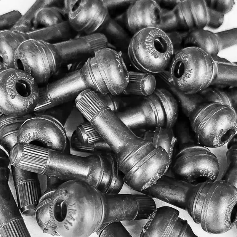 Kit 100 Bicos Válvula Pneus Sem Câmara de Moto TR413 - Não Disponível - Automotivo