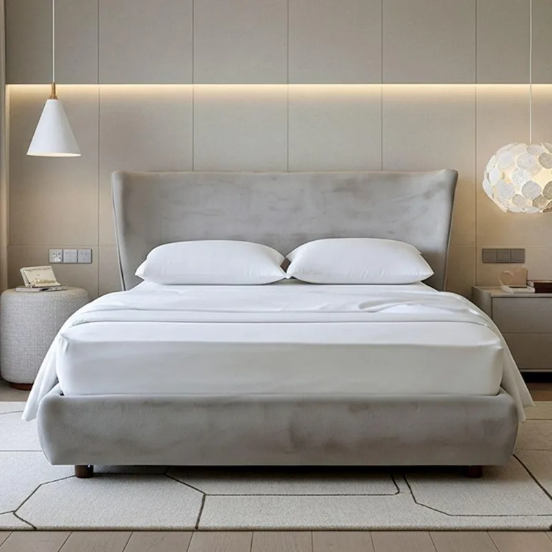 Cama Japonesa Casal com Cabeceira Seo e Corea Estofada em Veludo Cinza Claro com Estrutura