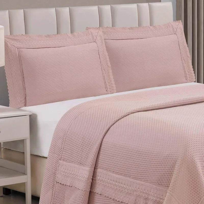Cobre Leito King Majestic Bordado Inglês Micropercal 300 Fios Toque de Algodão 3 Peças - Malva - 100% Poliéster - Casa Modelo Enxovais - Cama, Mesa E Banho