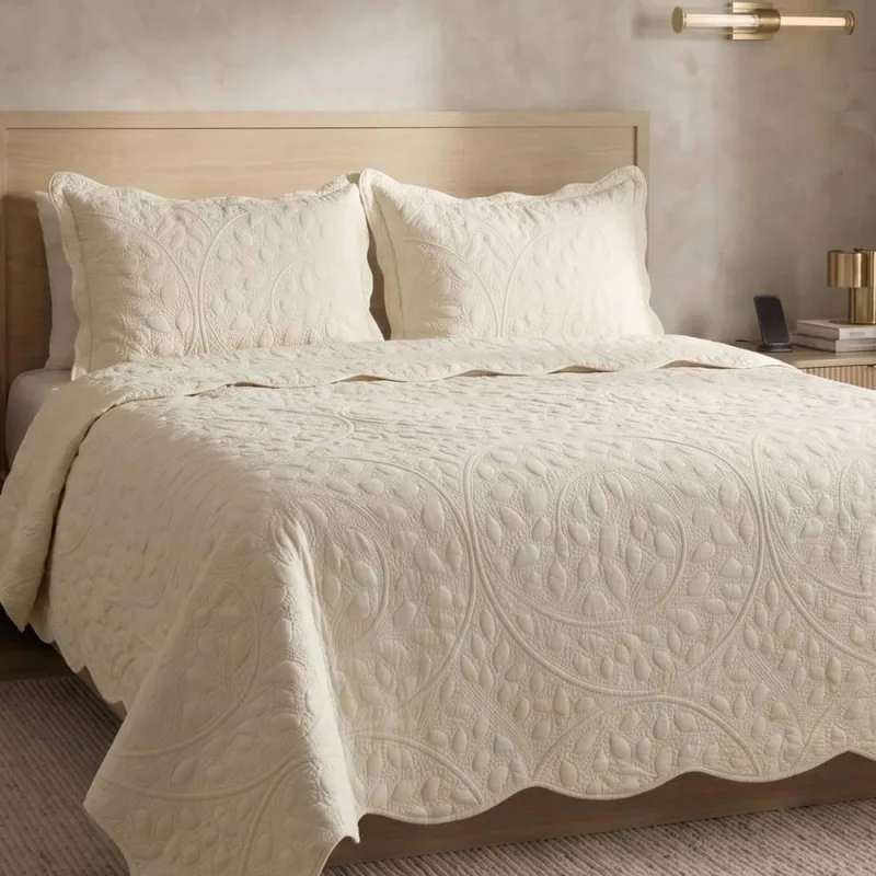 Cobre Leito King Vintage Micropercal 300 Fios 3 Peças - Bege - 100% Poliéster - Casa Modelo Enxovais