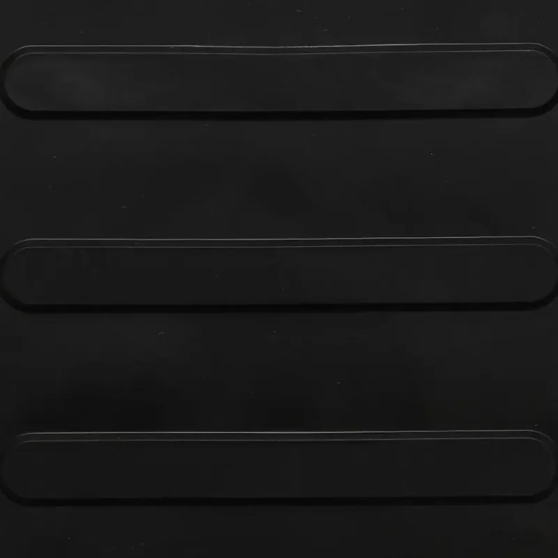 Piso Demarcação Tátil Direcional Preto 25x25cm 16 Peças Kapazi