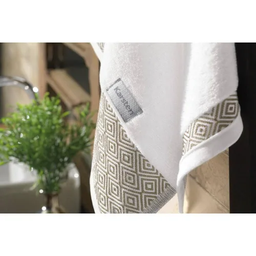 Toalha De Banho Karsten 70x135cm Barin Bc - KARSTEN