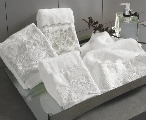 Jg.lavabo Trussardi Imperiale Bordado Branco - TRUSSARDI - Higiene E Beleza