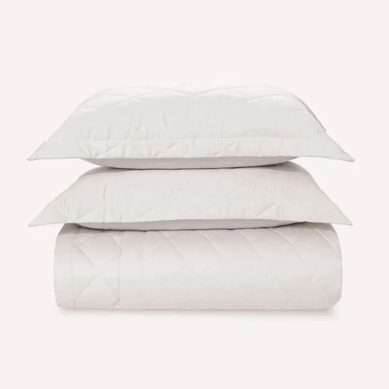 Colcha Queen com 2 Porta Travesseiros Cetim 100% Algodão Karsten 300 Fios Bossa Branco - karsten