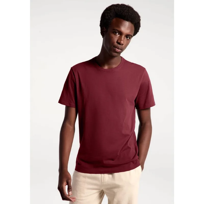 Camiseta Básica Unissex Manga Curta Regular World - Vermelho M