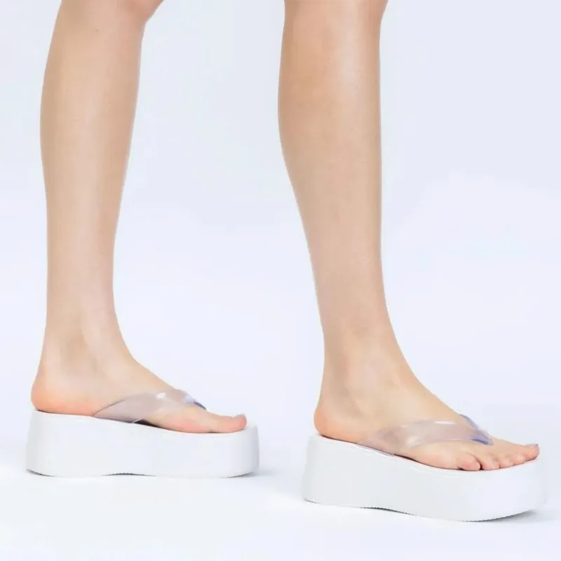 Chinelo Petite Jolie Plus Plataforma Conforto Leve Tamanco