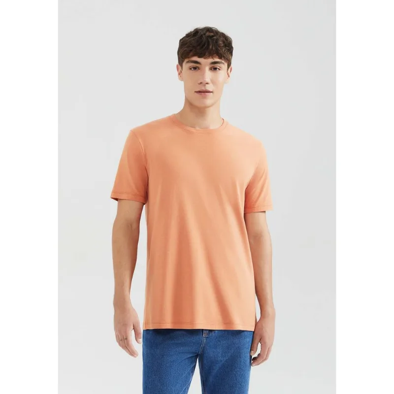Camiseta Básica Unissex Manga Curta Regular World - Marrom XG