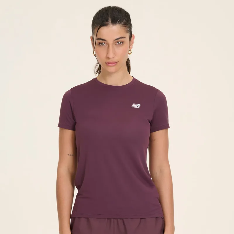 Camiseta Sport Essentials Feminina - New Balance