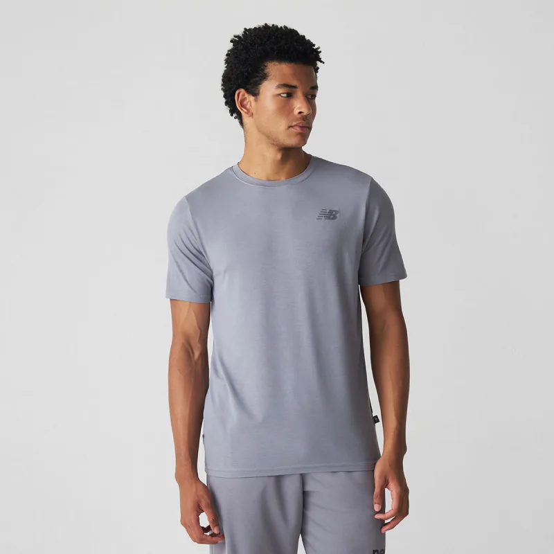 Camiseta Active Logo Masculina - New Balance - Confecção