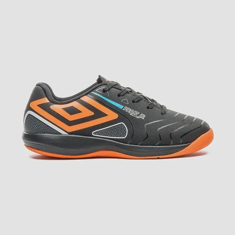 Chuteira Infanto-juvenil Futsal Pro-5 Jr Preto Laranja Umbro U07FB00092-163
