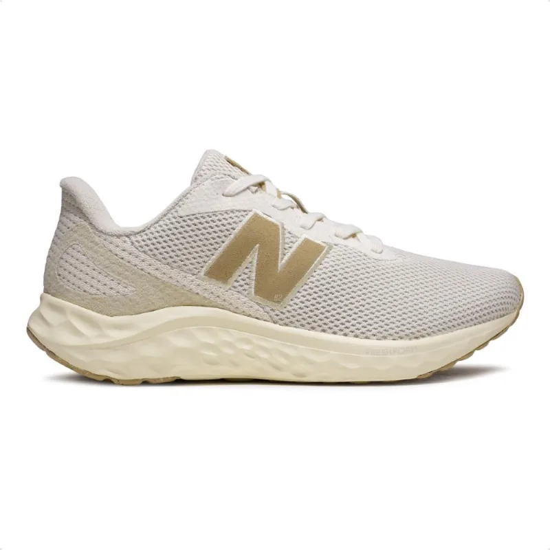 Tênis New Balance Fresh Foam Arishi V4 Masculino 43 / Bege / Bege