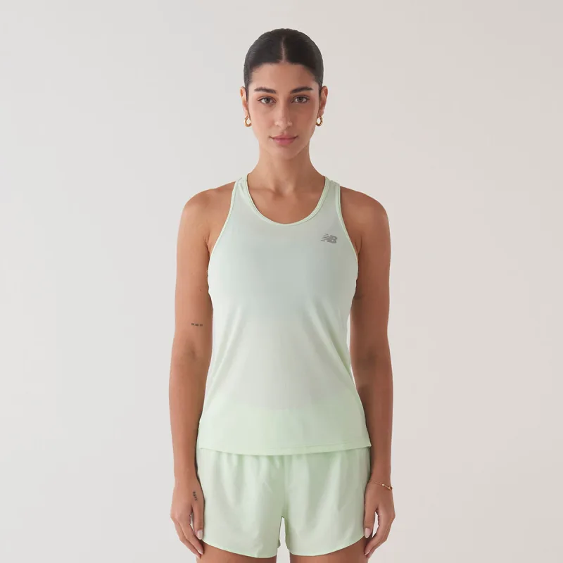 Regata Sport Essentials Feminina - New Balance - Confecção