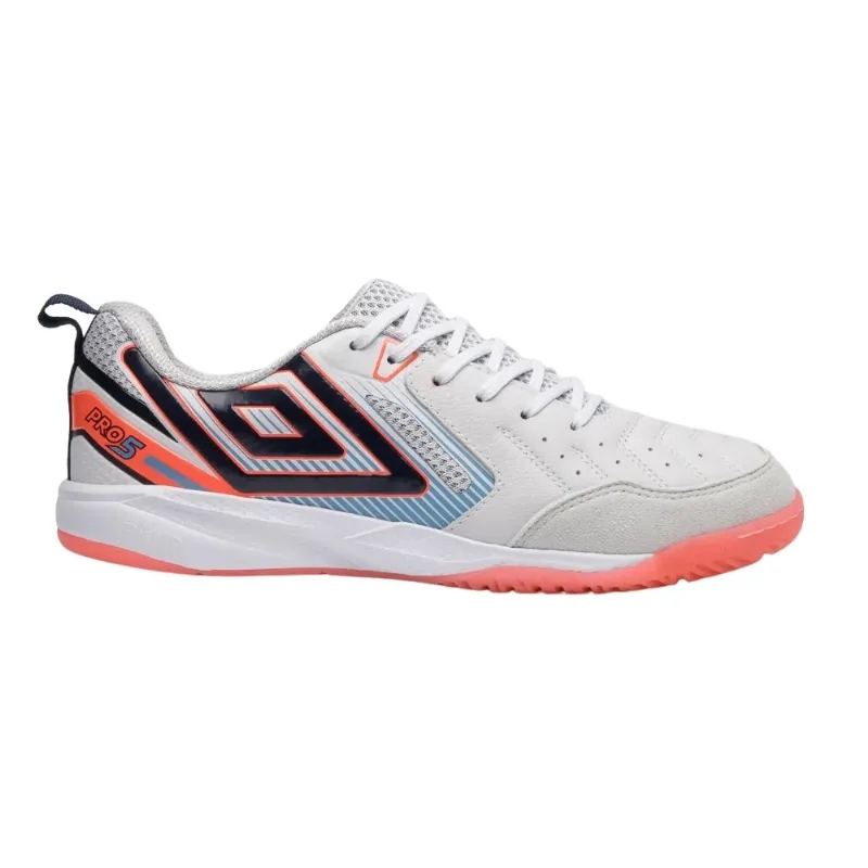 Chuteira Futsal N°41 Umbro Pro 5 Bump Branco E Azul (MP)