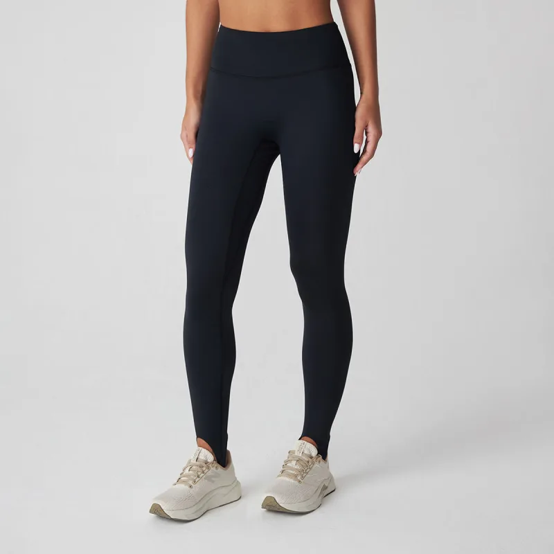 Legging Sleek High Rise Stirrup Feminina - New Balance - Confecção