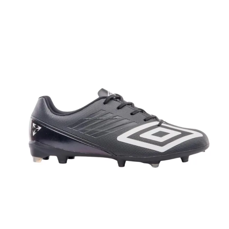 Chuteira Campo N°40 Umbro Velocita Decimo Club Preto E Branco (MP)