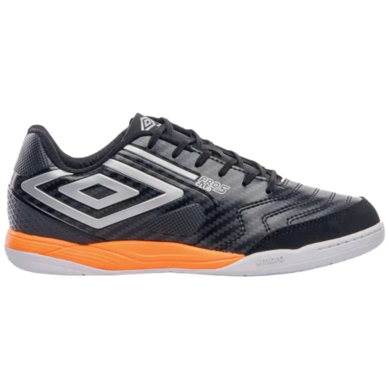 Chuteira Futsal N° 43 Umbro Pro 5 Bump Club Preto Prata (MP)